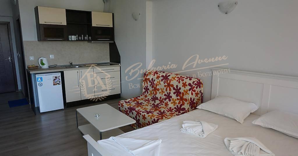 Spacious studio in a residential building without a maintenance fee, Nessebar
