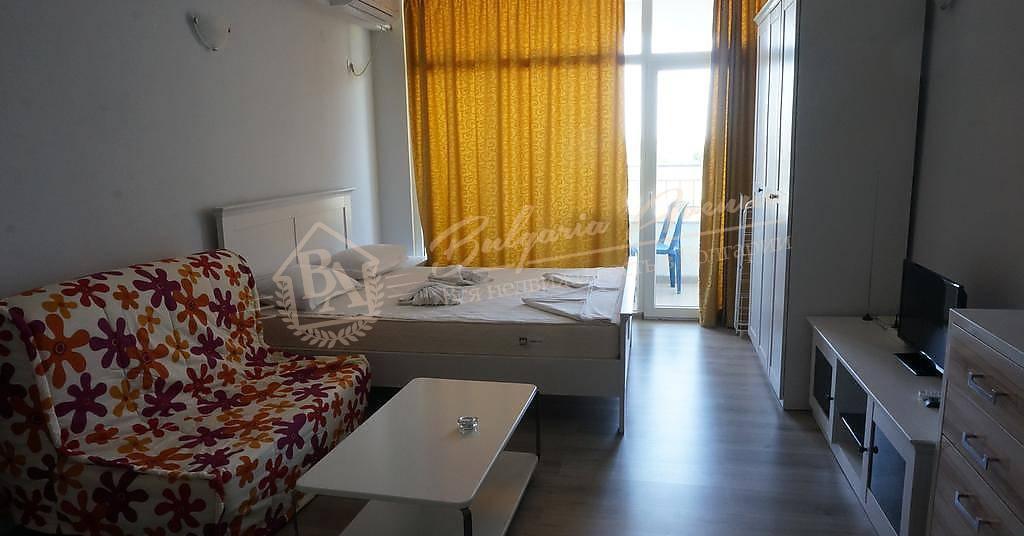 Spacious studio in a residential building without a maintenance fee, Nessebar