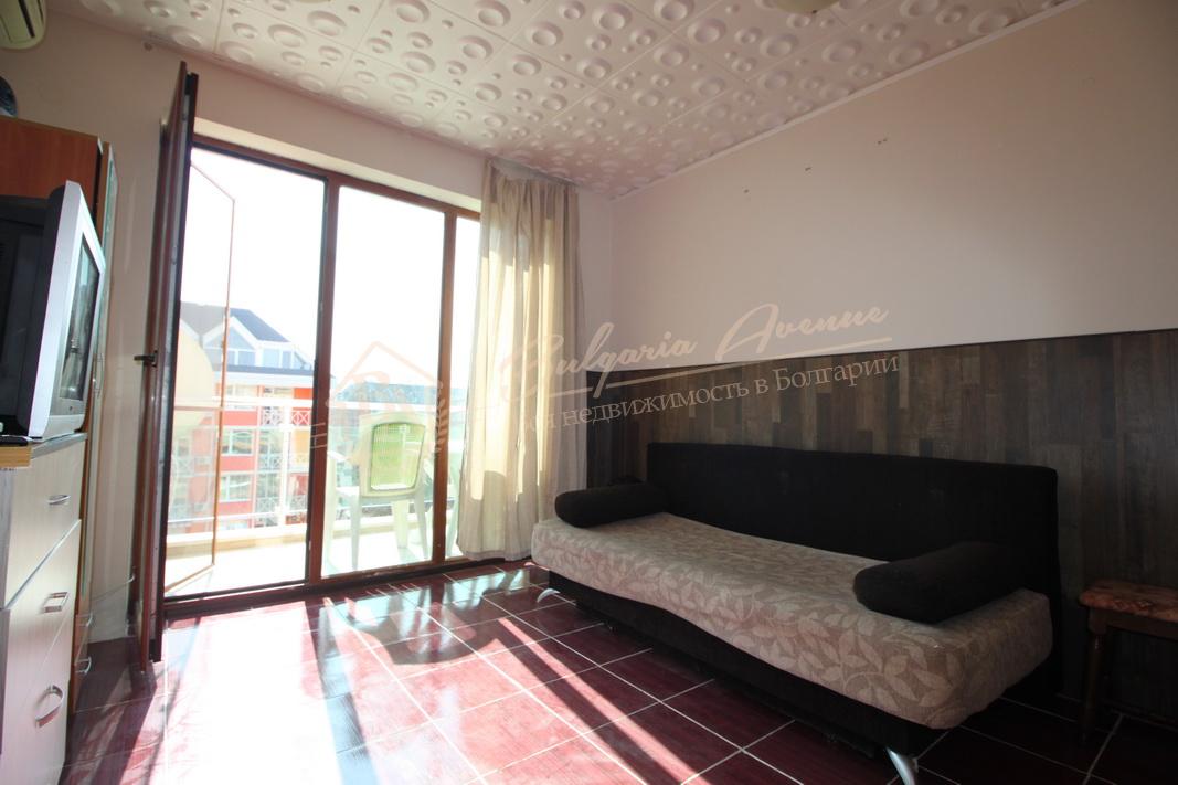 Studio in a gated complex by the sea, Sunny Beach resort