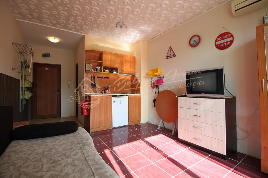 Studio in a gated complex by the sea, Sunny Beach resort
