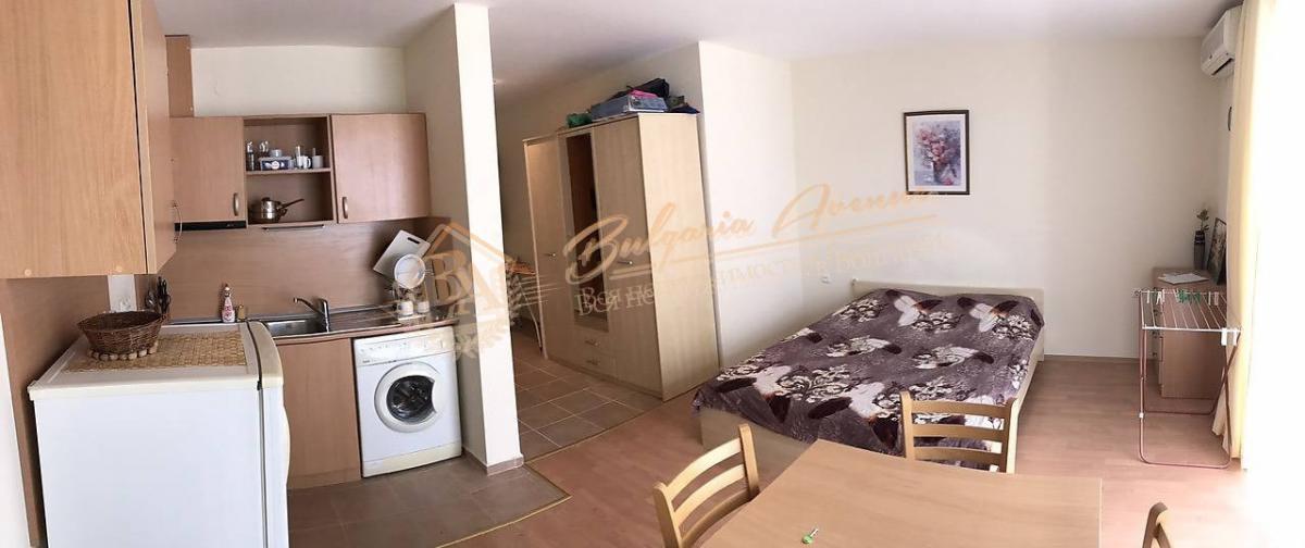 Spacious studio in a nature reserve by the sea, Sveti Vlas