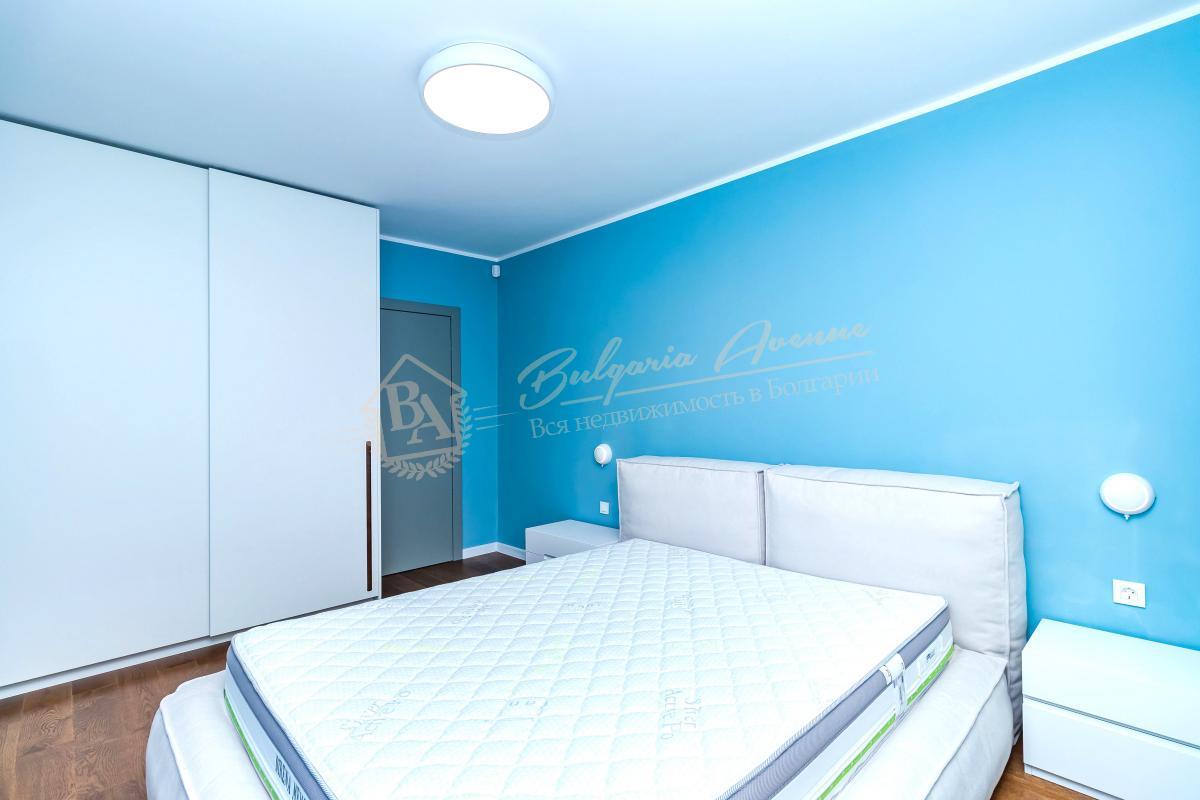 New, designer, three-bedroom apartment with sea panorama in Varna