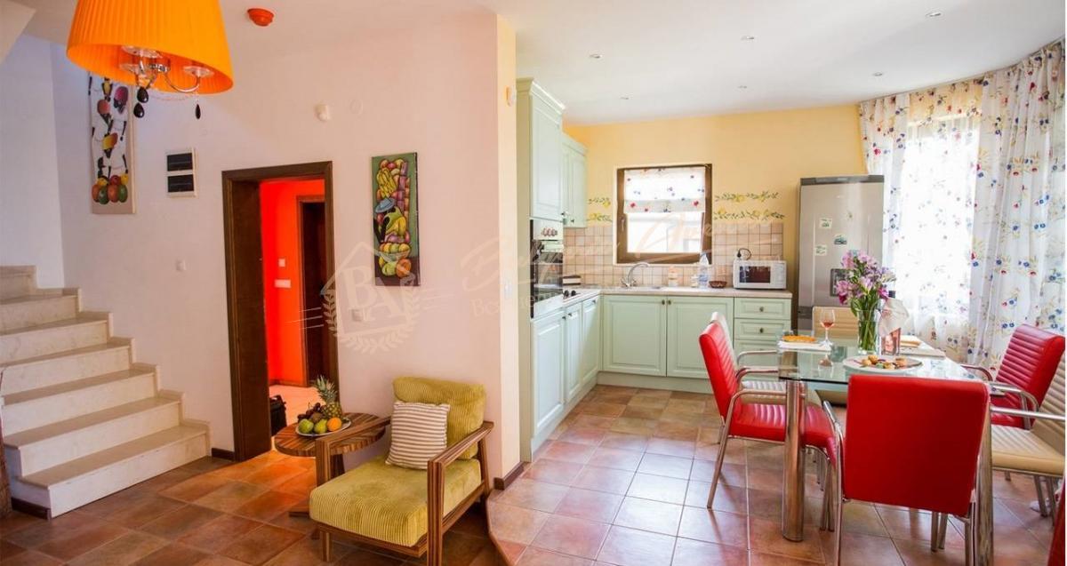 Furnished house with three bedrooms and sea view in Balchik