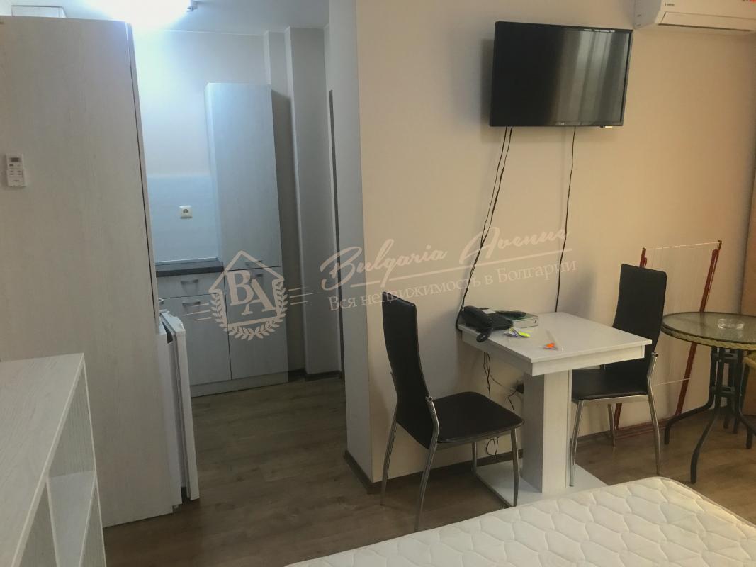 Студия в закрытом четырехзвездочном  комплексе , к.Солнечный Берег