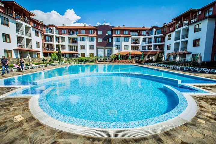 Elite, spacious studio in a complex by the sea, Ravda