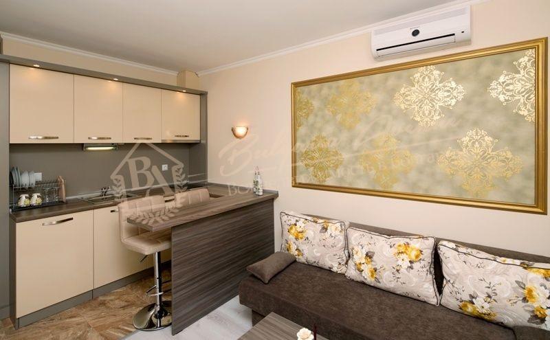 Студия класса люкс в закрытом комплексе в 150 м от моря, г.Святой Влас