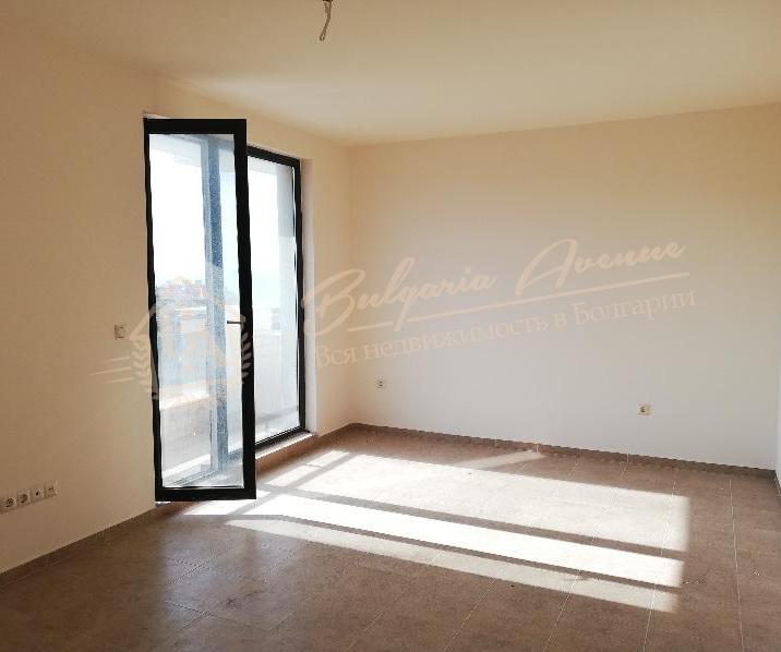 Studio with sea view in a new residential building without a maintenance fee in Pomorie