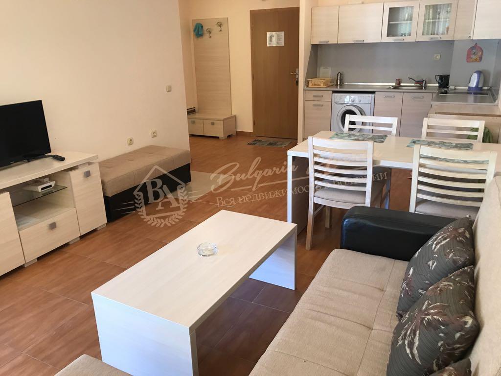 Furnished 1-Bedroom Apartment 120 m from the Sea, Sveti Vlas