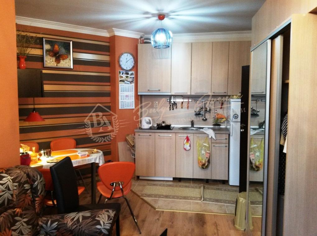 1-Bedroom Apartment in an Elite Complex on the Second Line from the Sea in Ravda