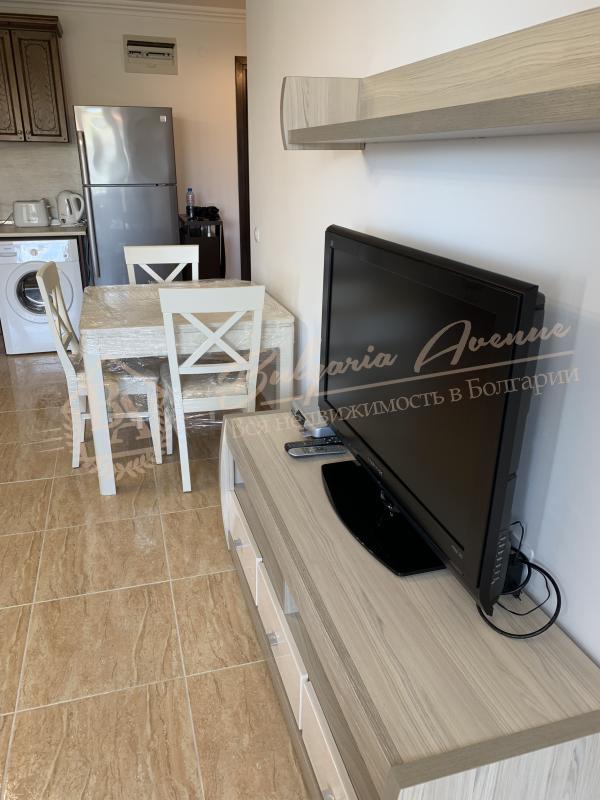 Resale property, 2-bedroom apartment, as new in Sveti Vlas