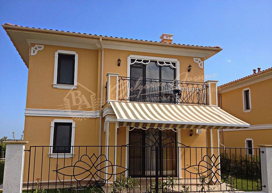 Villa in a gated complex by the sea in the Burgas region