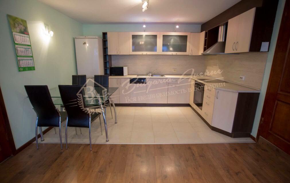 Private house with its own garden in a prestigious district of Varna