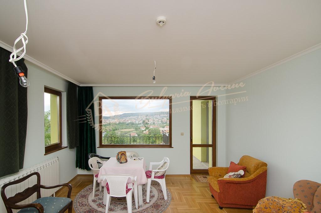 Private house with plot, sea view, peace and quiet in the city of Varna