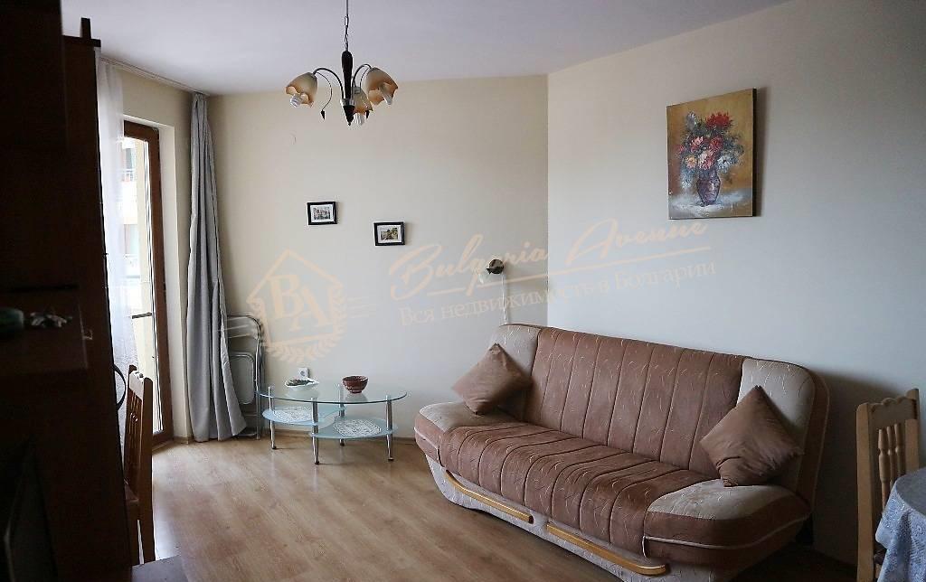 Furnished, two-bedroom apartment with pool view, Sunny Beach