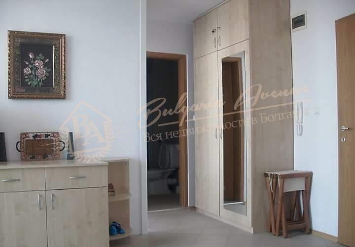Spacious 1-bedroom apartment in a closed complex in Sunny Beach