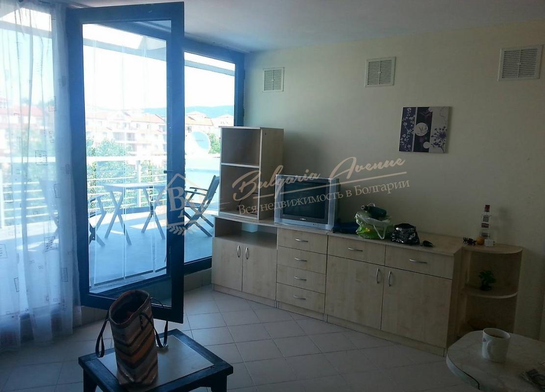Spacious 1-bedroom apartment in a closed complex in Sunny Beach