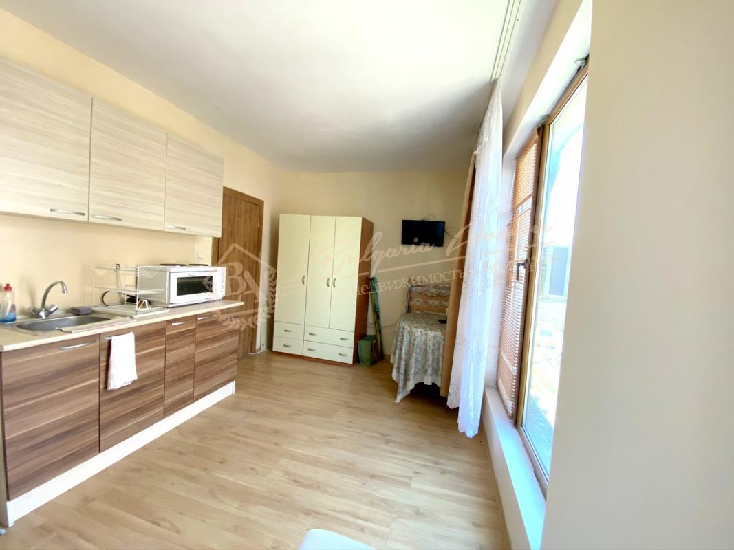 Spacious studio in a residential building without a maintenance fee, Nessebar