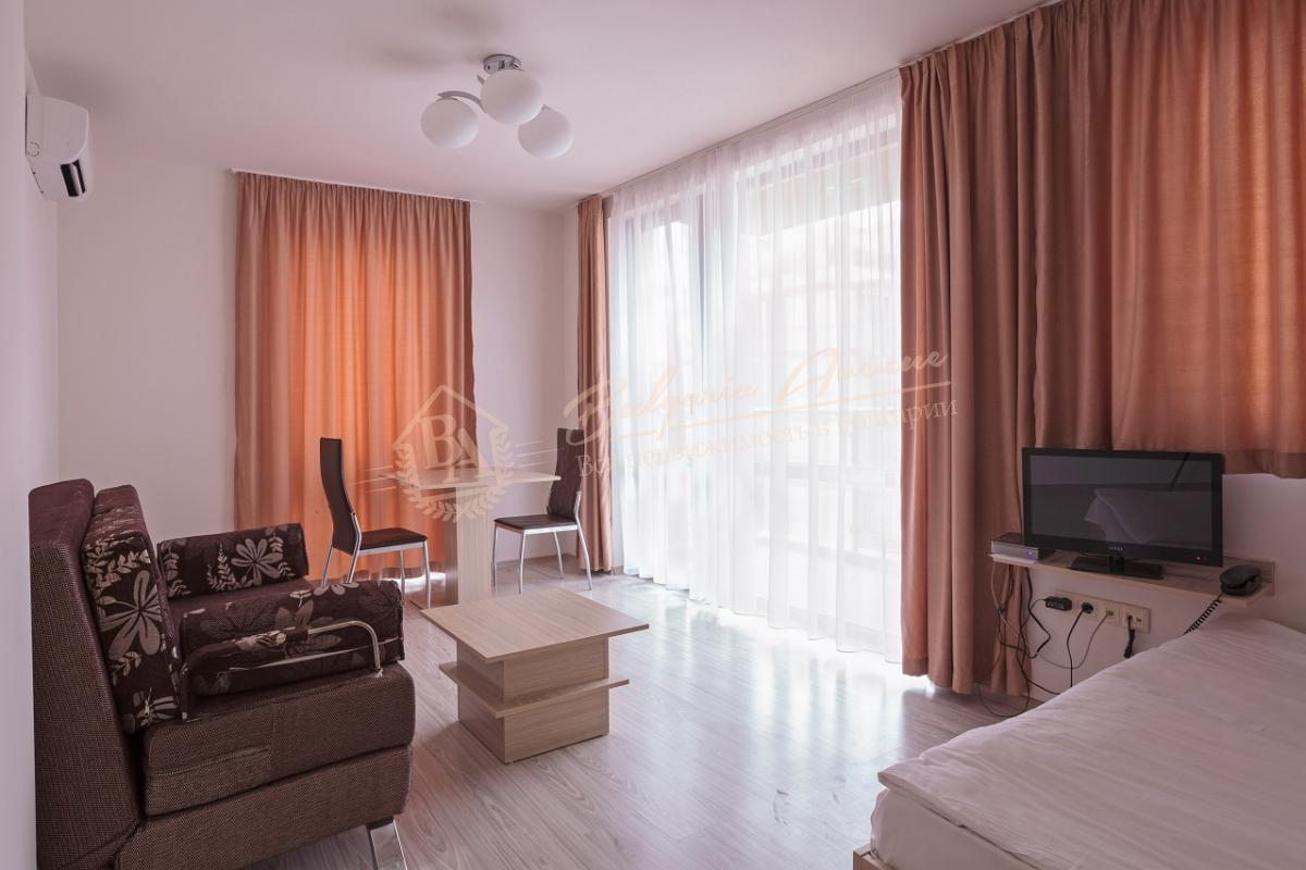 Studio in a gated four-star complex, Sunny Beach resort