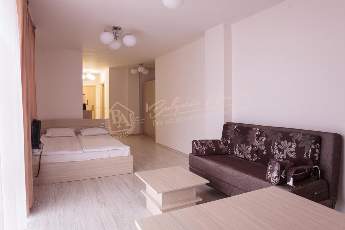 Studio in a gated four-star complex, Sunny Beach resort