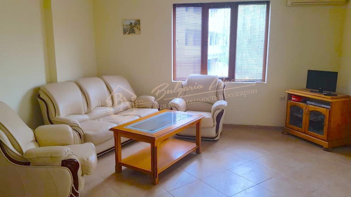 Apartment in Nessebar with partial sea view 50 metres from the beach