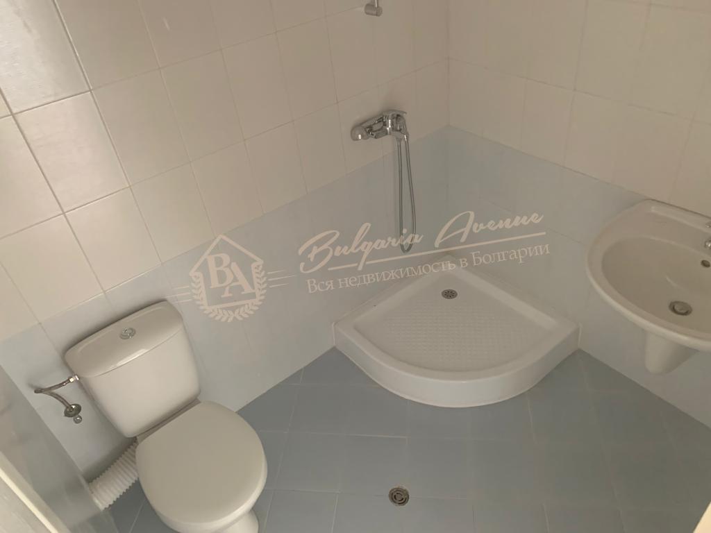 1-Bedroom Apartment with Large Balcony 7 Minutes from the Sea, Sunny Beach