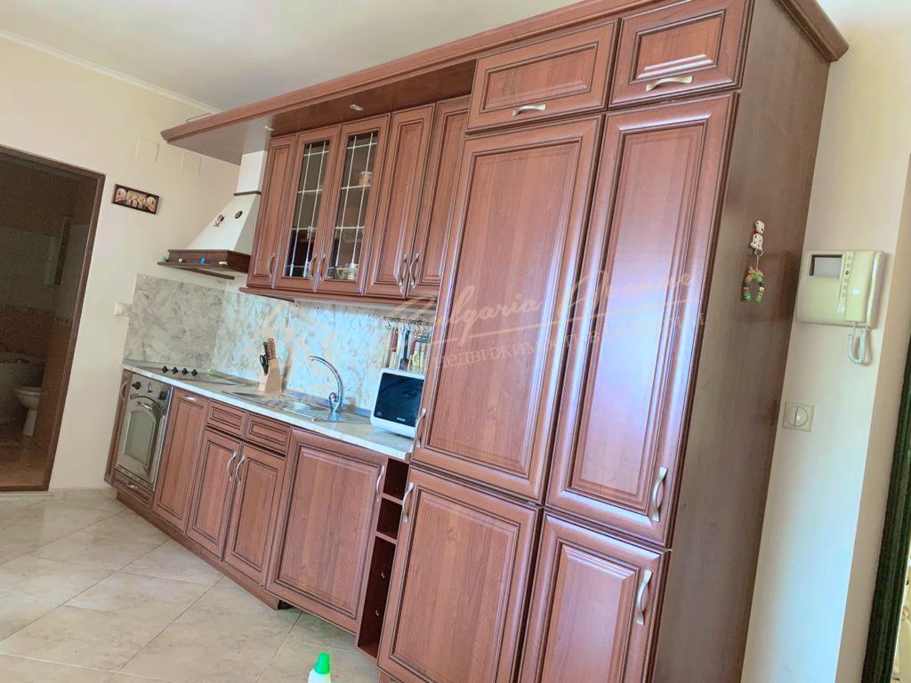 1-Bedroom Apartment with High-Quality Solid Wood Furniture - 100 m from the Sea in Ravda