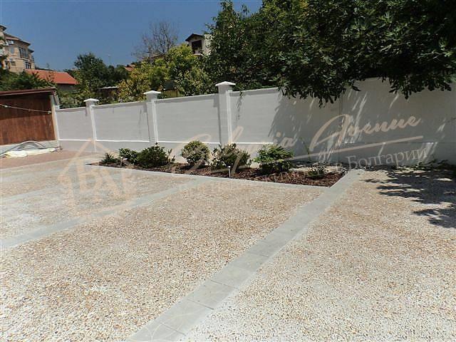 Luxury villa with swimming pool and sea view located near the resort of Albena