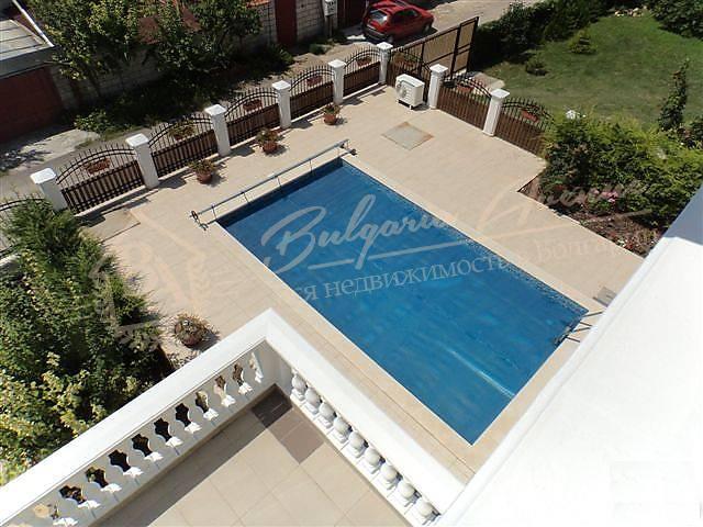 Luxury villa with swimming pool and sea view located near the resort of Albena