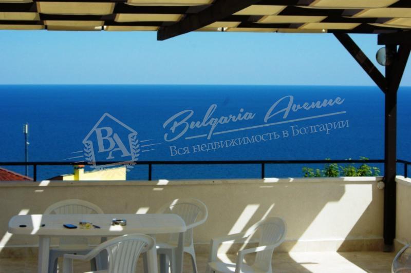 New house with beautiful sea view on the 2nd line in the Albena area