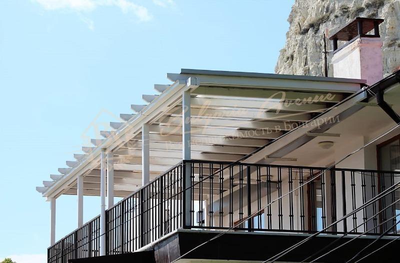 Three-storey house for a boutique hotel or residential use with sea views in Balchik