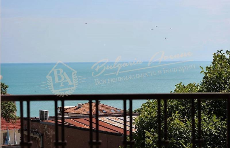 Three-storey house for a boutique hotel or residential use with sea views in Balchik
