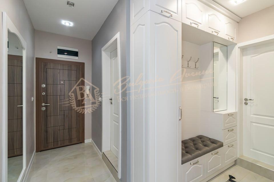 Stylish three-bedroom apartment in the centre of Varna