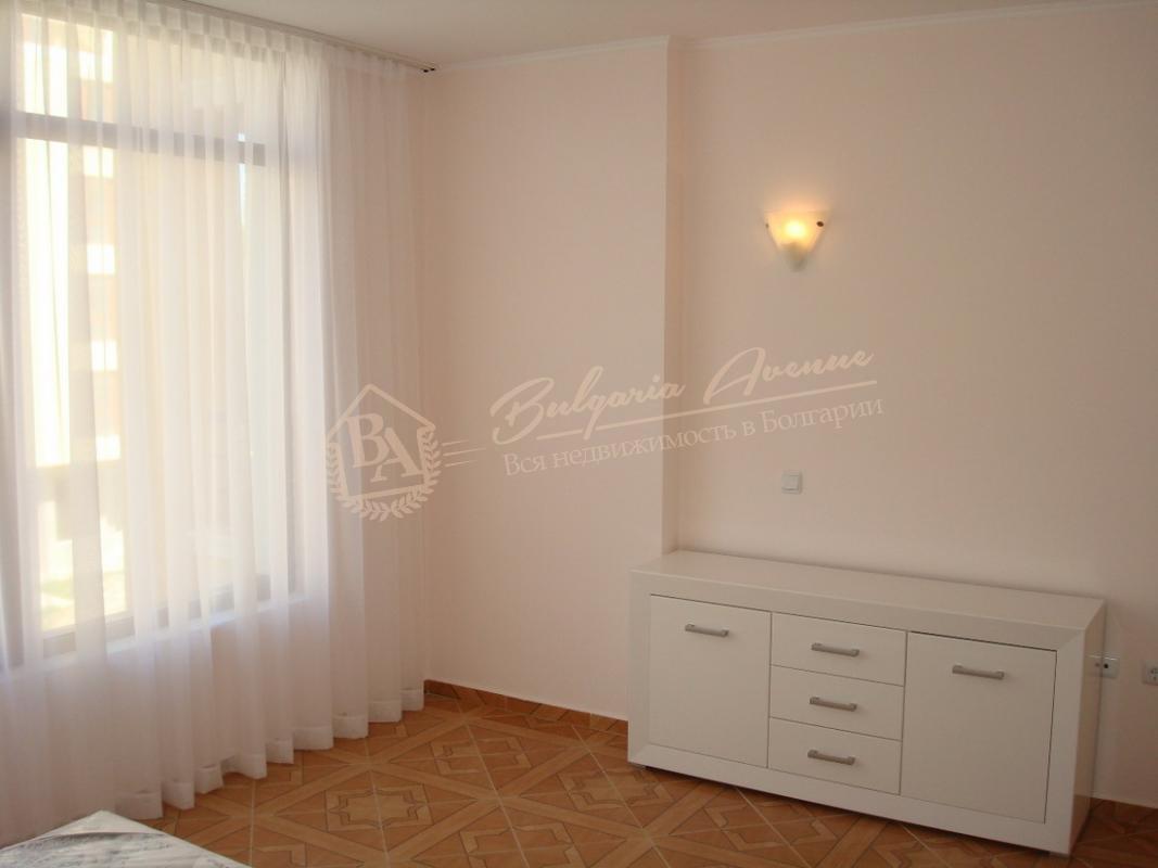 Cosy two-bedroom apartment close to the azure sea shore