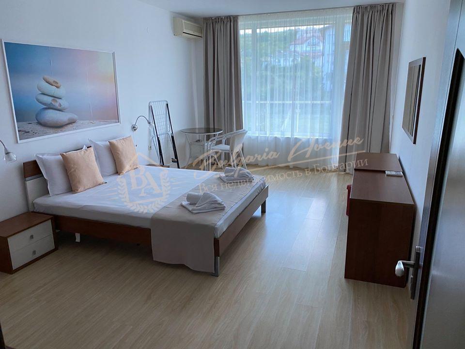Two-bedroom, designer apartment with sea view on the first line in Byala