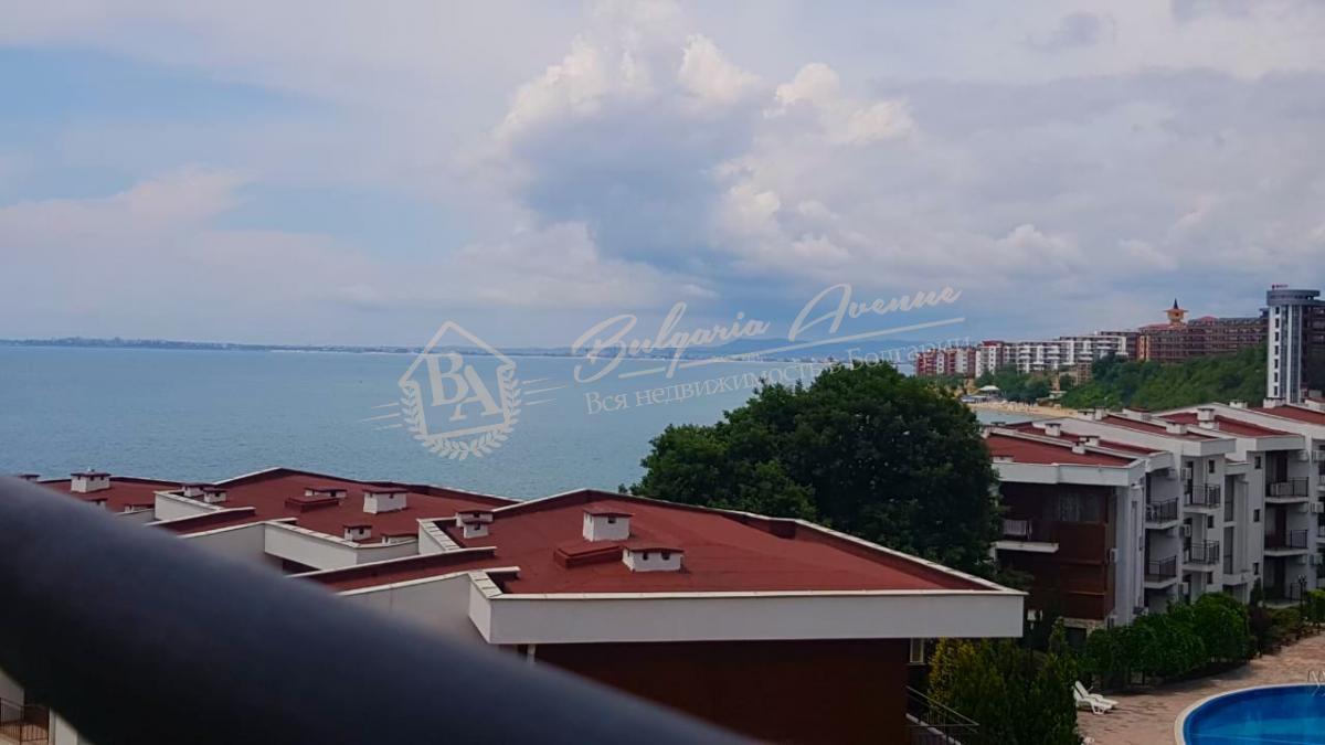 Furnished apartment with 1 bedroom and panoramic sea view on the first line