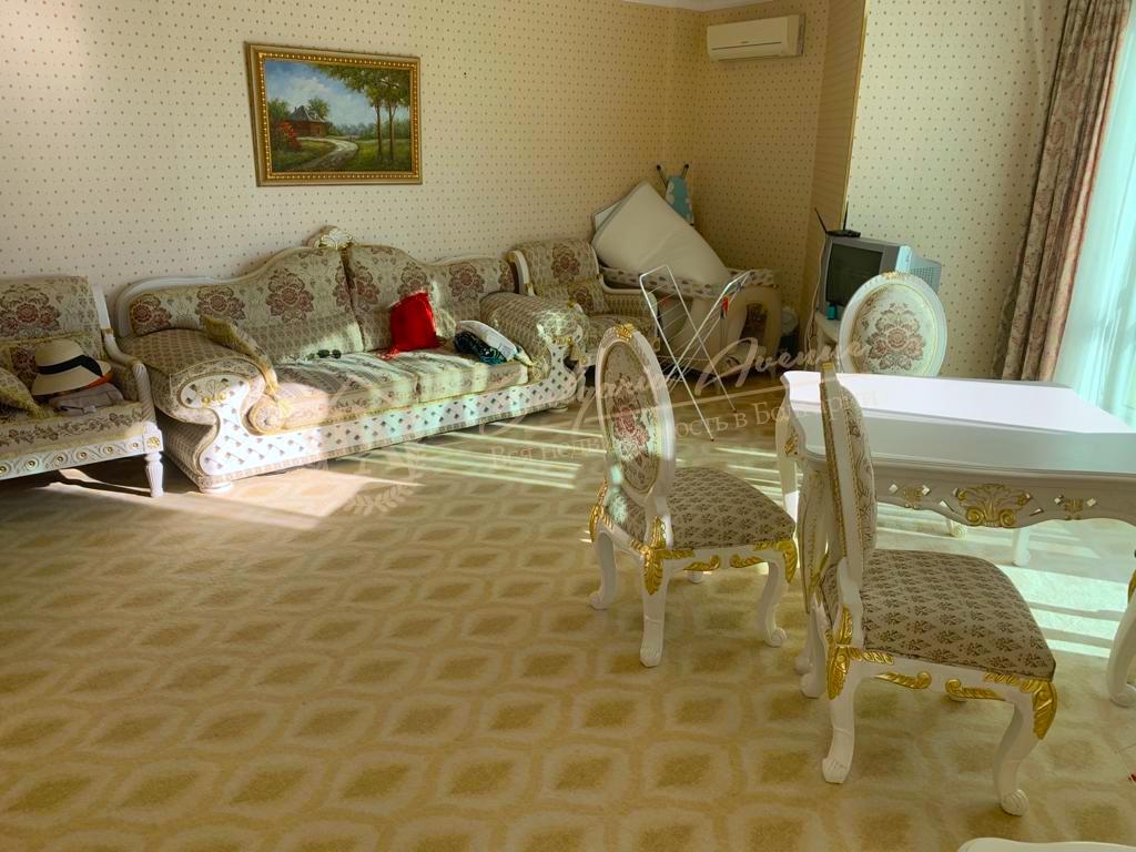 Furnished apartment with 1 bedroom and panoramic sea view on the first line