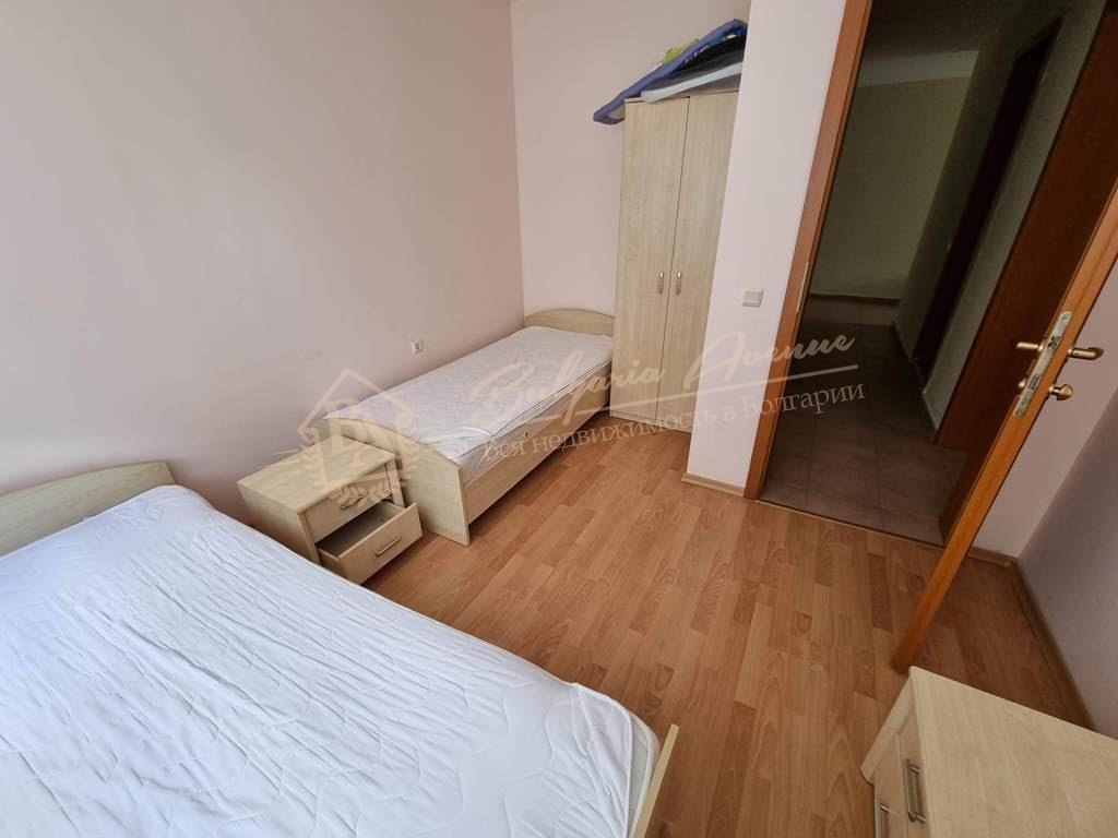 Трехкомнатная квартира с террасой на партере, Святой Влас, к-с Marina View. 20 м от пляжа, вид на море!