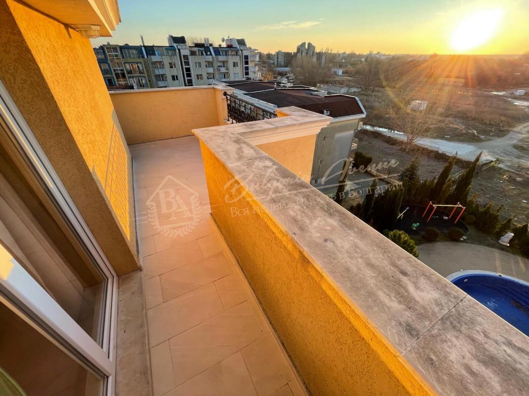 Two-bedroom apartment in the luxurious Messembria Palace complex