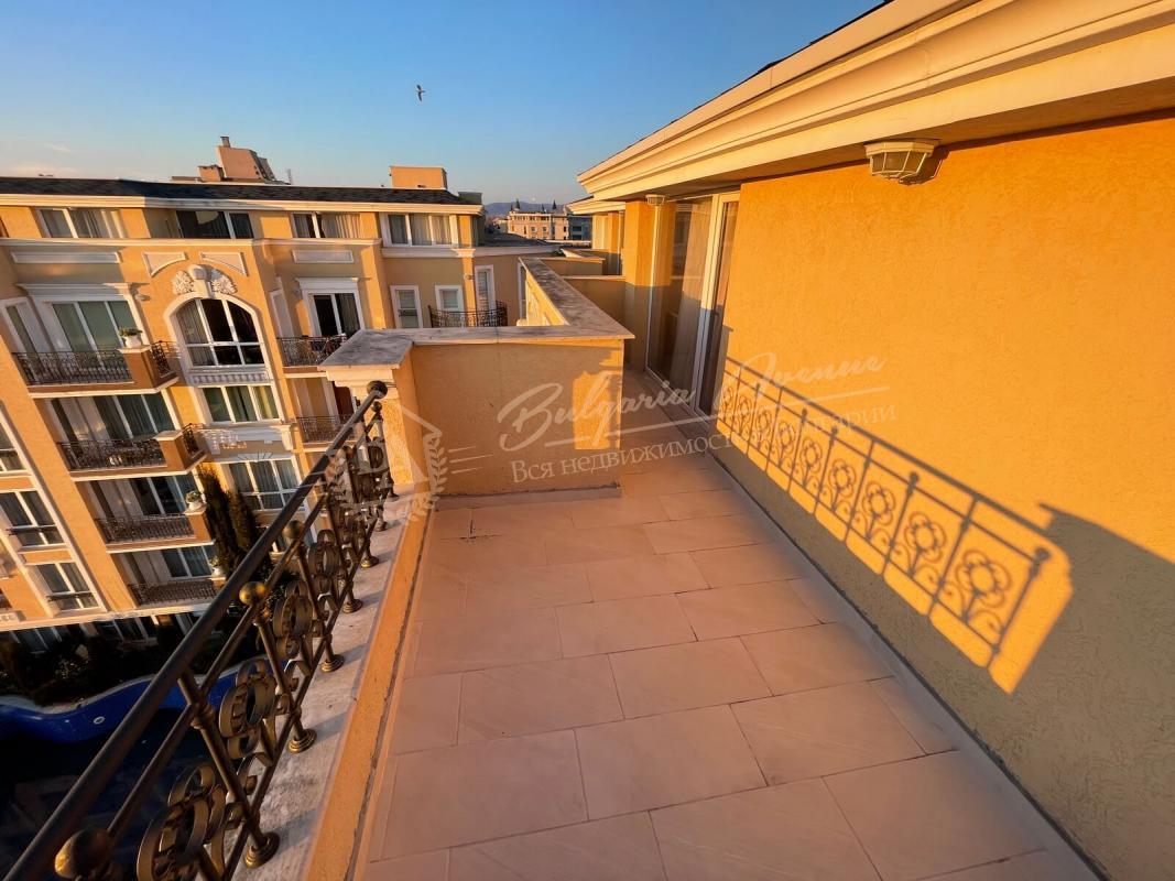 Two-bedroom apartment in the luxurious Messembria Palace complex