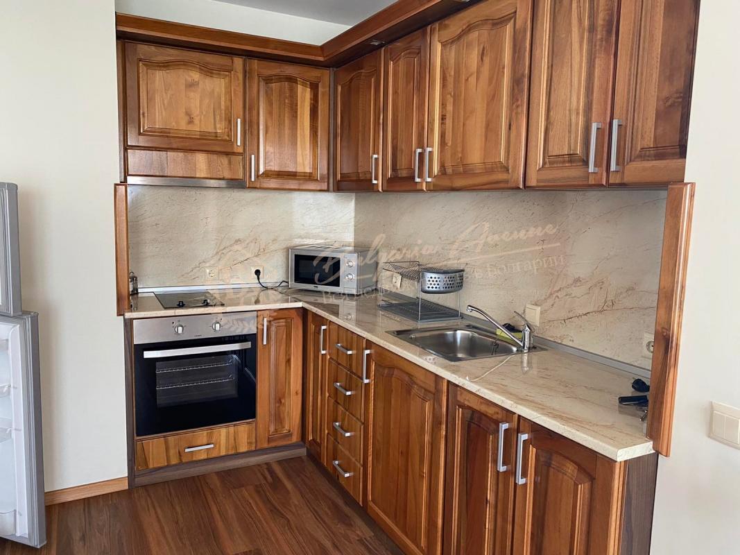 Furnished apartment with frontal sea view in Varna