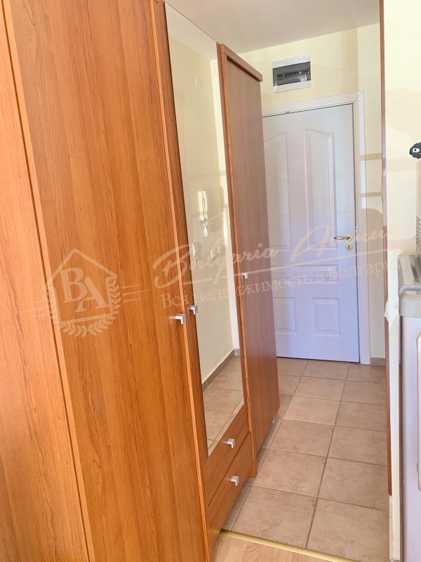 Furnished studio on the first line with sea view