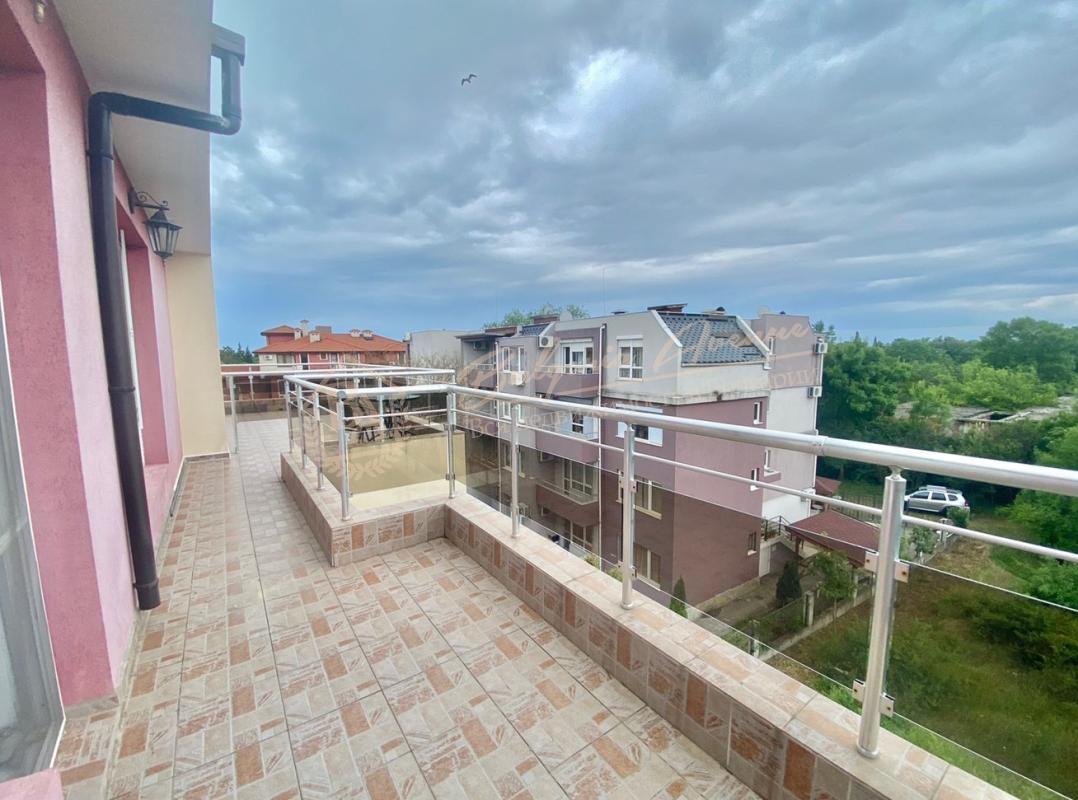 Bright elegant maisonette in Ravda - 100 m², with two sea-view terraces