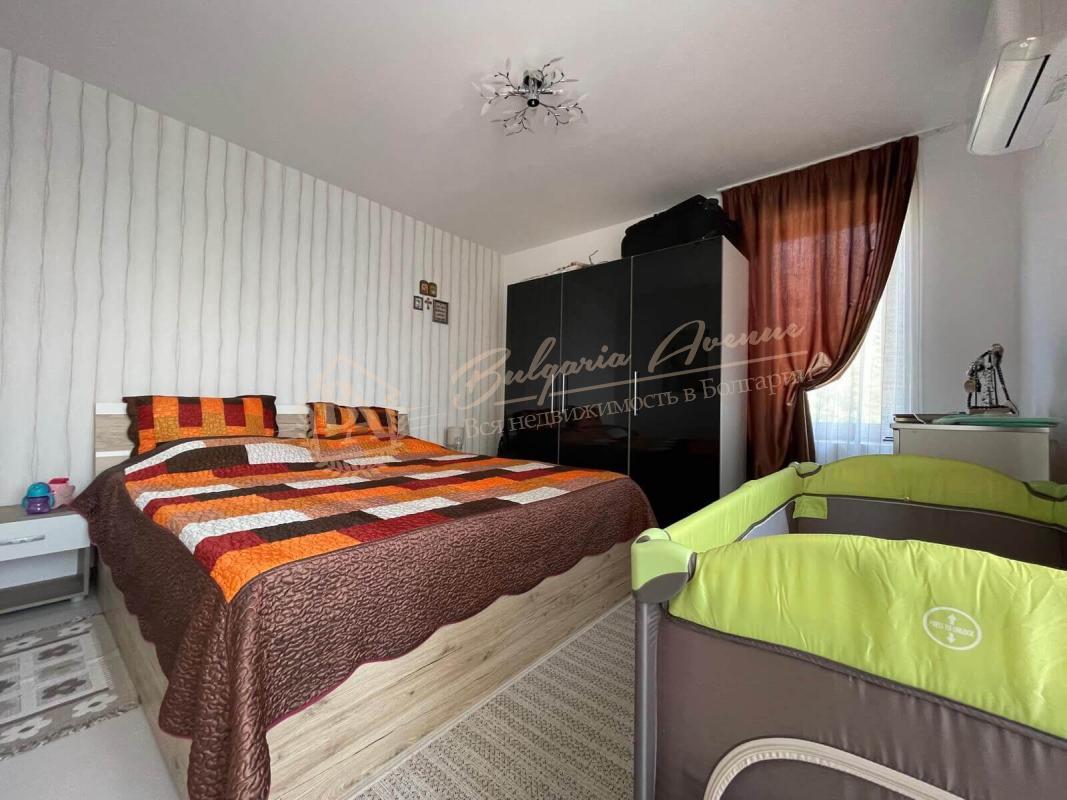 Large apartment with frontal sea view in Rich complex, Nessebar