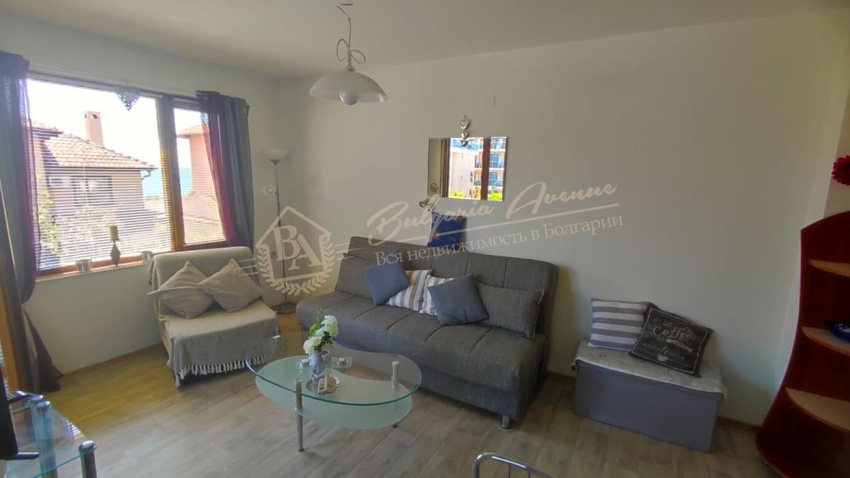 Two-bedroom apartment in a residential building in the resort village of Ravda
