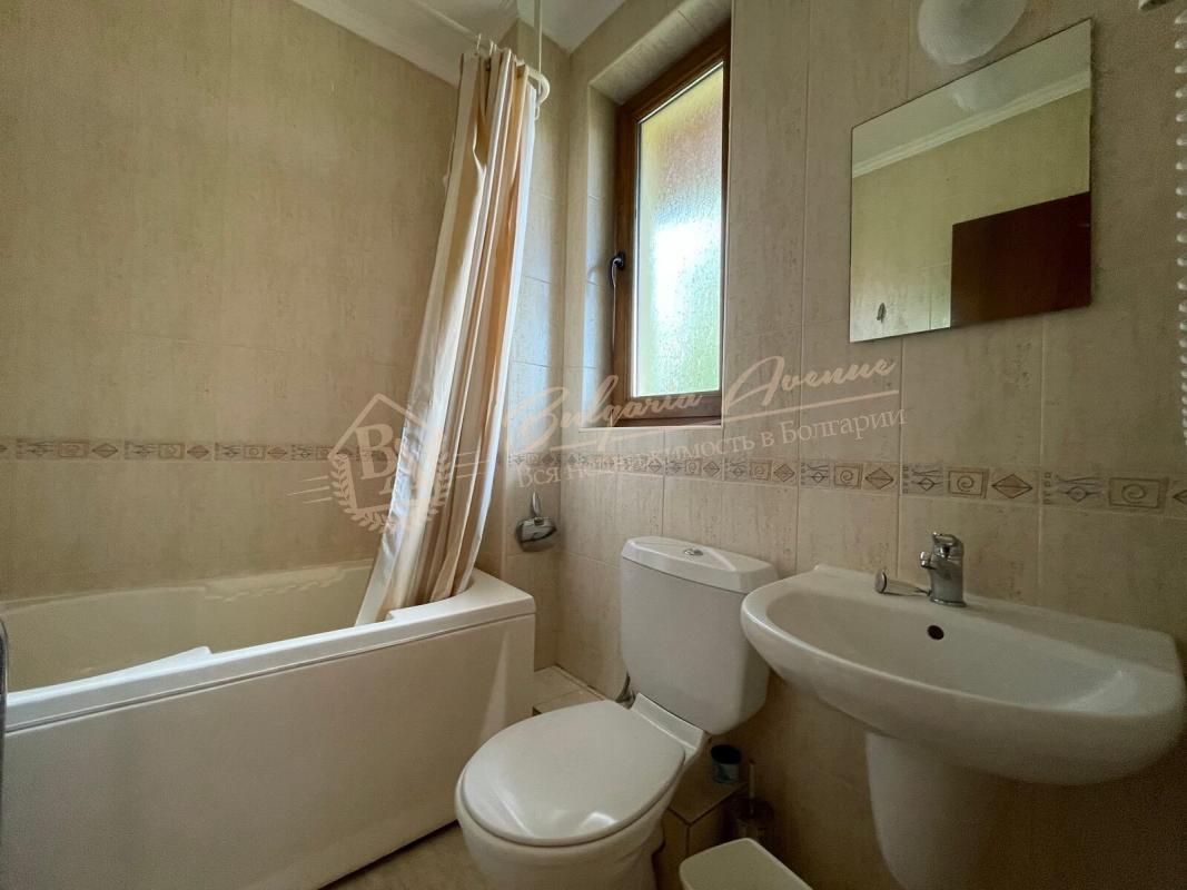 3-Bedroom Townhouse in Almond Hill, Kosharitsa