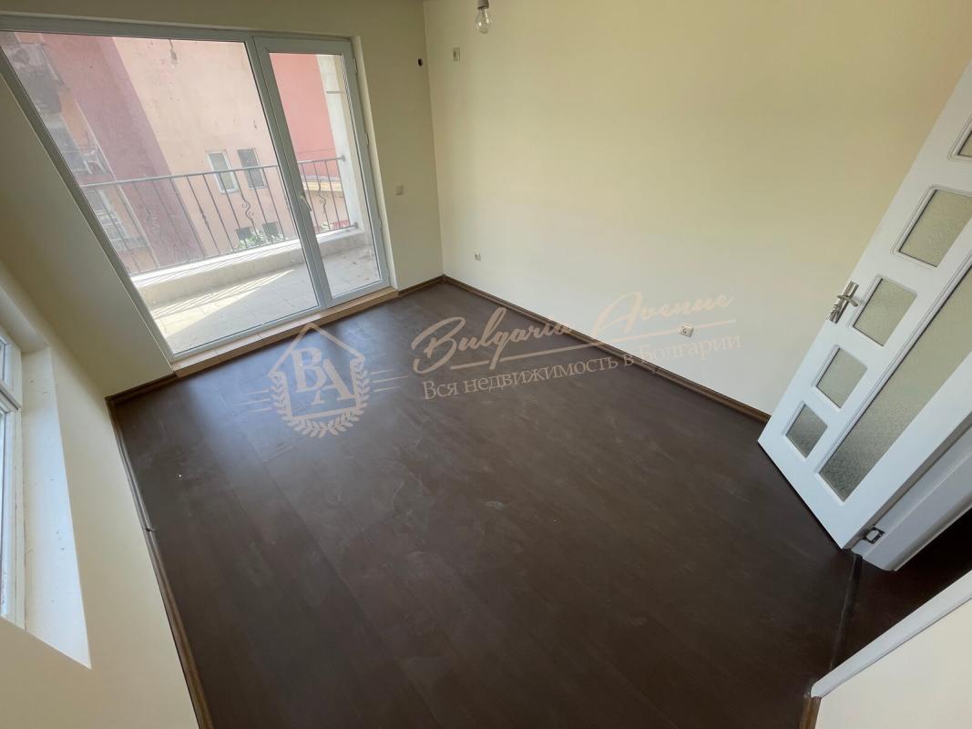 New three-bedroom apartment in Ravda, unfurnished