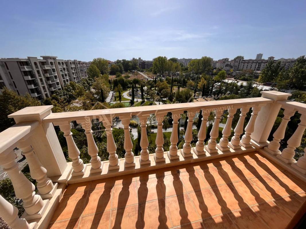1-Bedroom Apartment in Cascadas 10 Complex, Sunny Beach - Luxurious Terrace View
