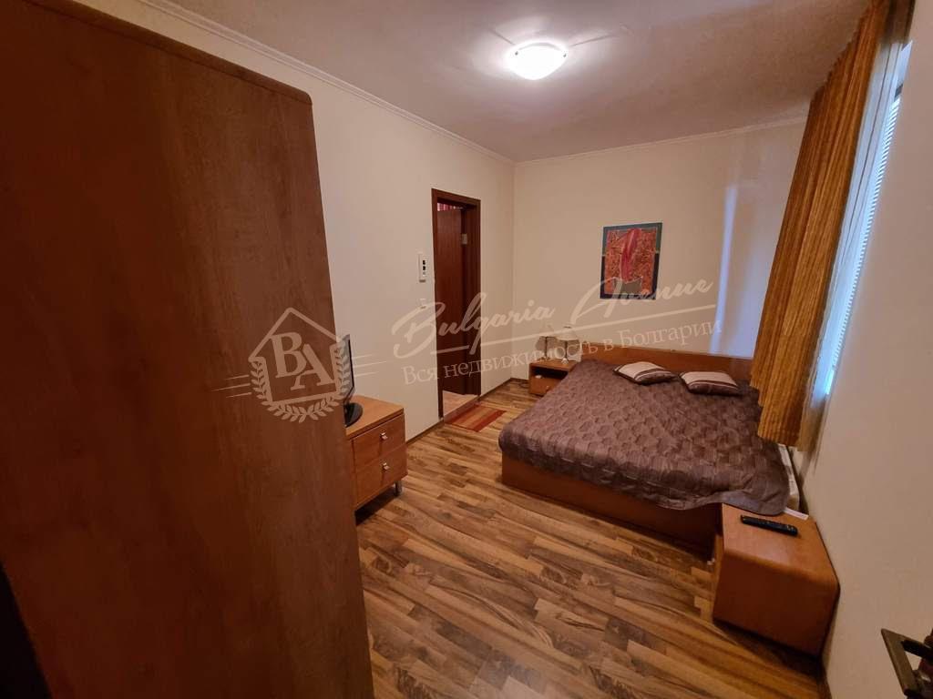 Three-Bedroom Apartment in Apollon 2 Complex, Nessebar - Property Near the Sea