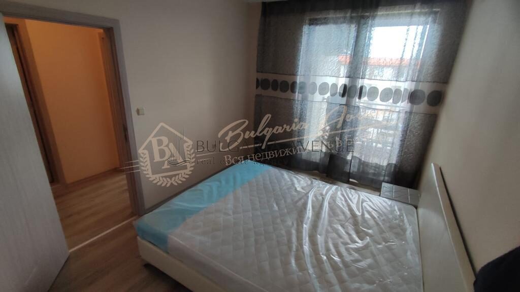 Продажа двухкомнатного апартамента с видом на море в комплексе "Аполлон", Равда