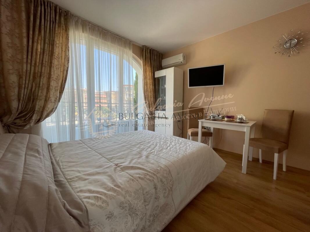 Stylish studio in the elegant Messembria Palace complex, Sunny Beach